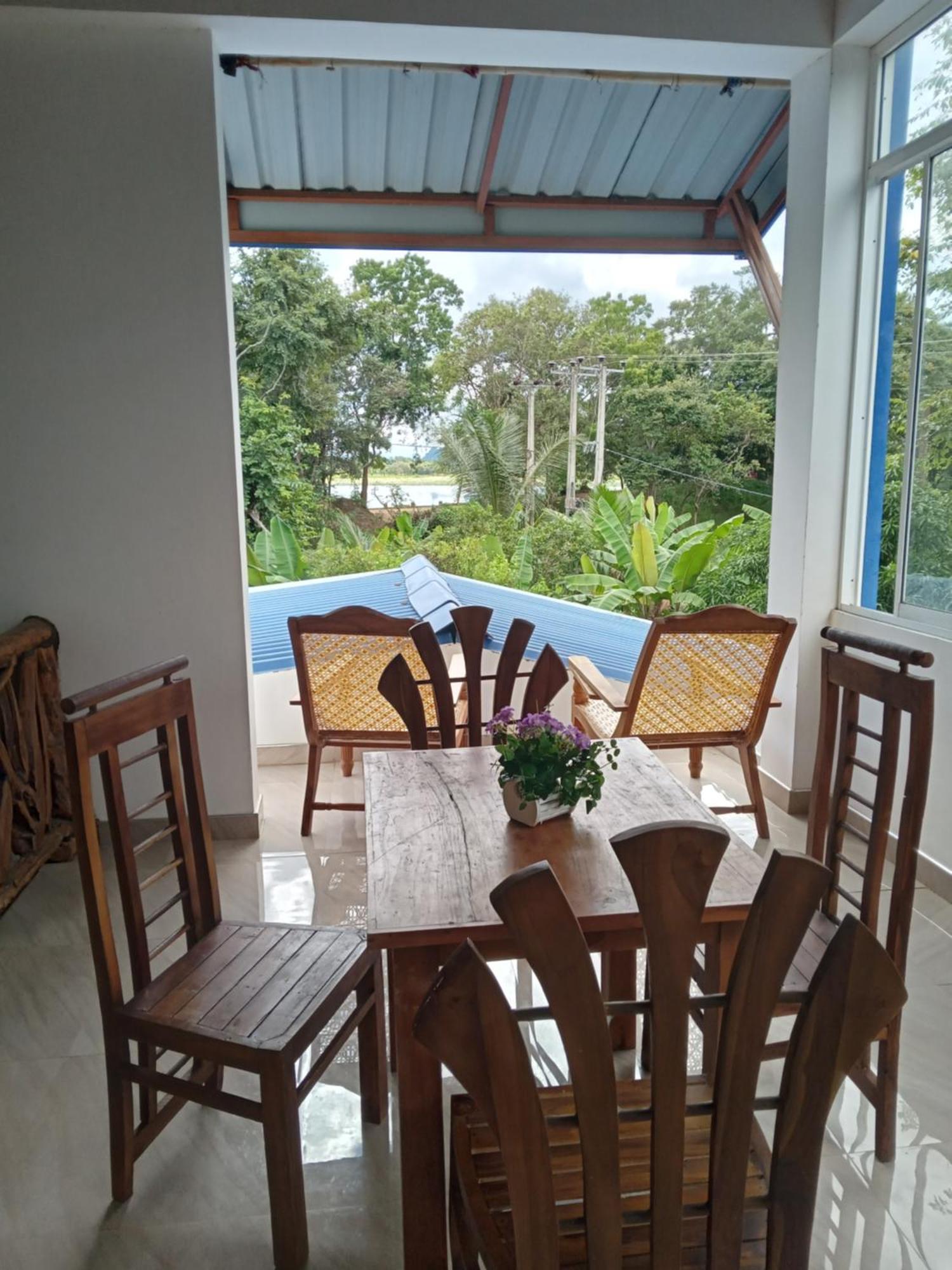 Bungalow Resort - Szigirija Kültér fotó